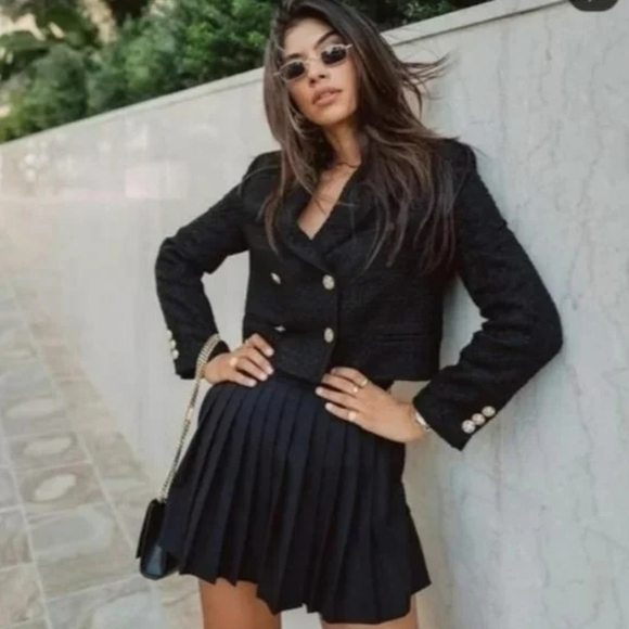 Zara Bloggers Favourite Textured Tweed Cropped Black Blazer With Gold Buttons M - Picture 4 of 12